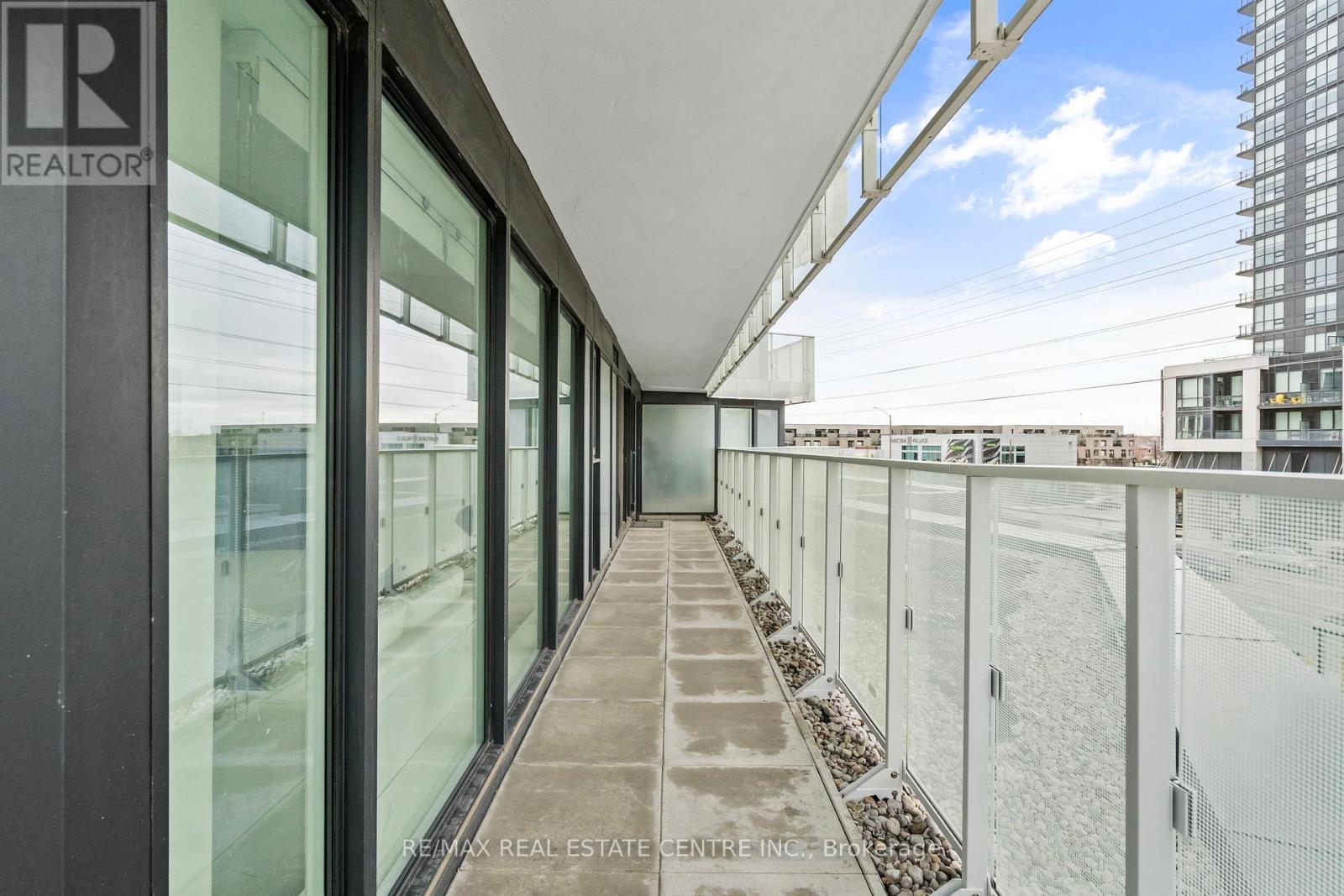 215 - 3900 Confederation Parkway, Mississauga, Ontario L5B 0M3 - Photo 28 - W12960920