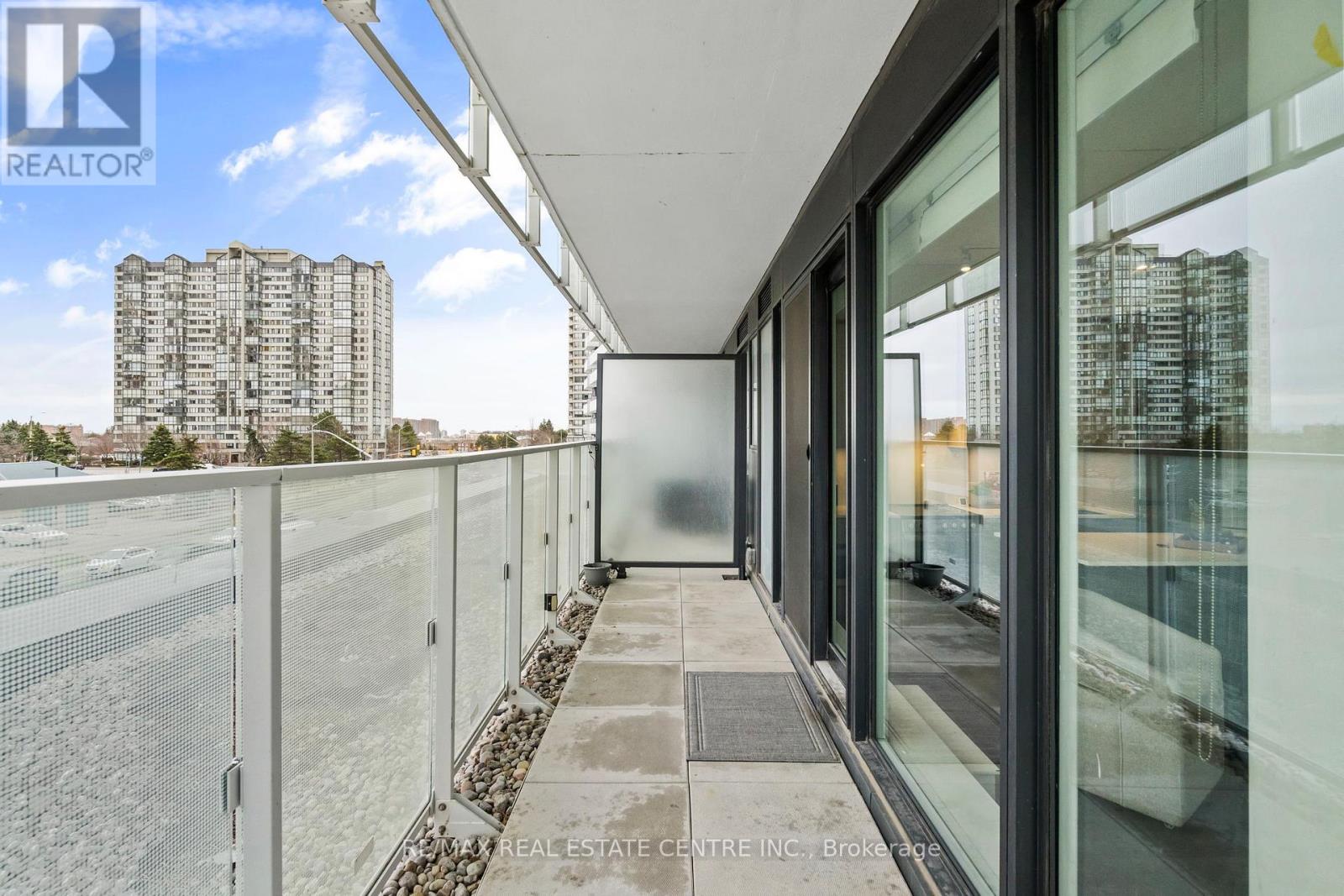 215 - 3900 Confederation Parkway, Mississauga, Ontario L5B 0M3 - Photo 29 - W12960920