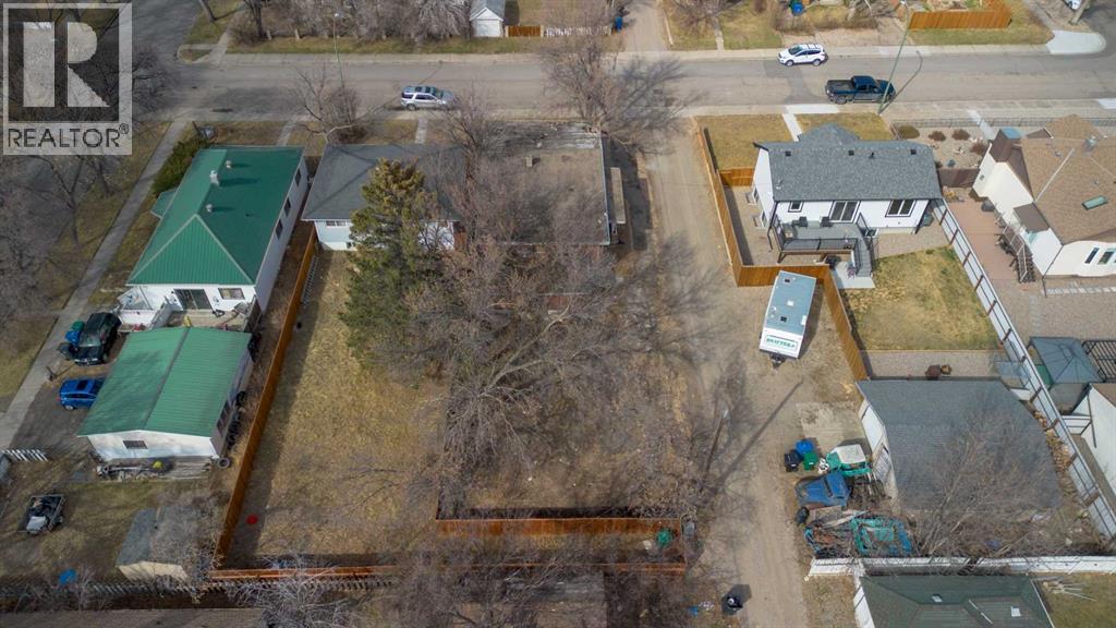 1910 4 Avenue N, Lethbridge, Alberta  T1H 0L8 - Photo 10 - A2298010