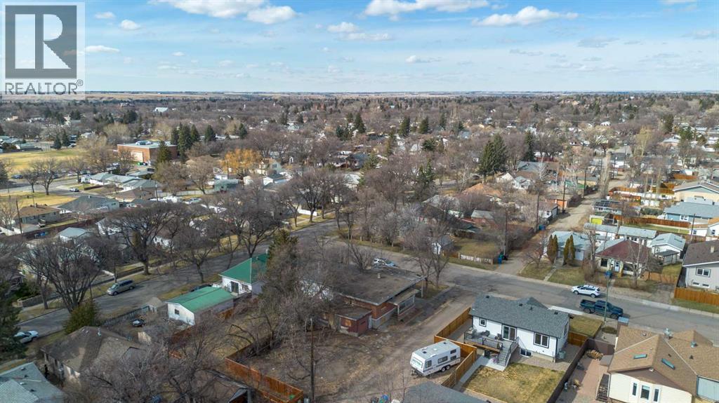 1910 4 Avenue N, Lethbridge, Alberta  T1H 0L8 - Photo 8 - A2298010