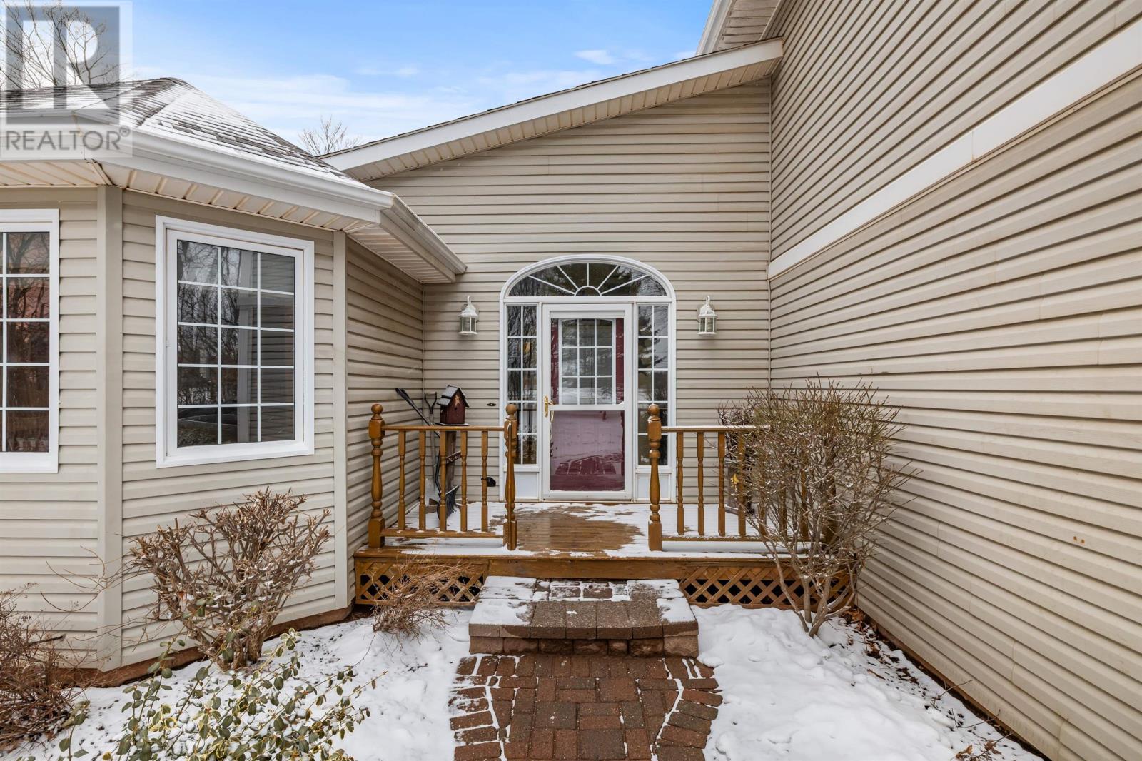 409 Maple Grove Road, Summerside, Prince Edward Island  C1N 5H1 - Photo 3 - 202606372