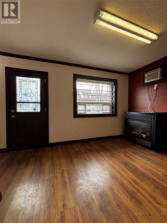 141 Napier Street, Sarnia, Ontario  N7S 5K1 - Photo 2 - 26007138