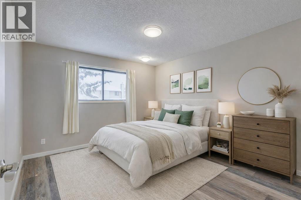 68 Woodglen Close Sw, Calgary, Alberta  T2W 4N1 - Photo 14 - A2274552