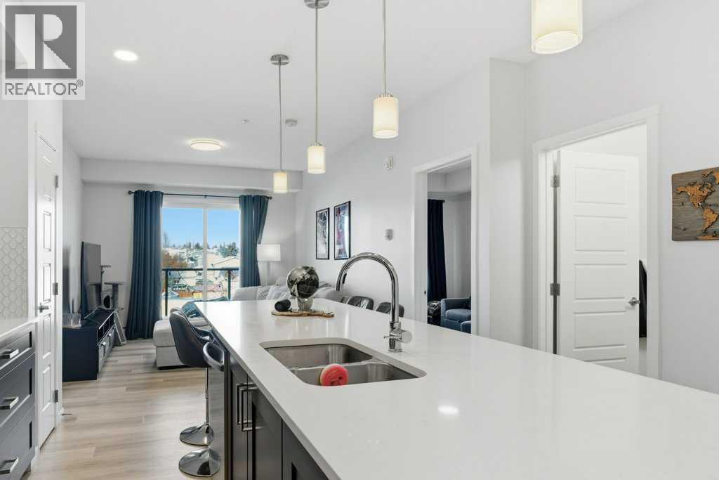 305, 200 Harvest Hills Place NE, Calgary, Alberta  T2M 0C8 - Photo 11 - A2283997