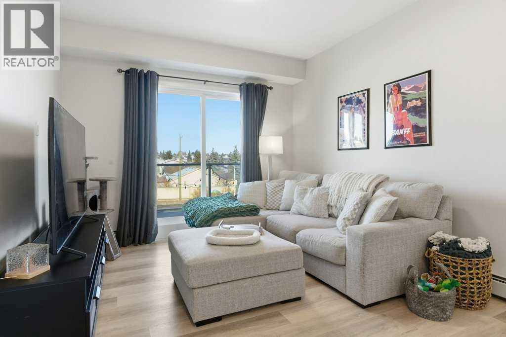 305, 200 Harvest Hills Place NE, Calgary, Alberta  T2M 0C8 - Photo 14 - A2283997