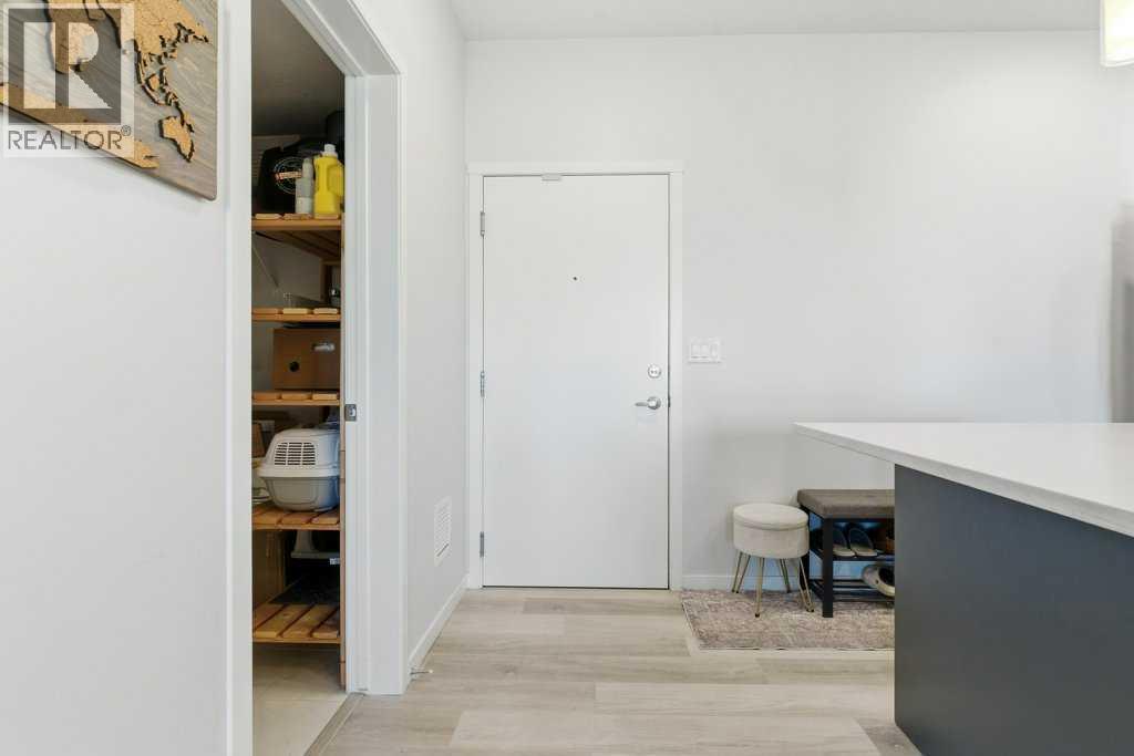 305, 200 Harvest Hills Place NE, Calgary, Alberta  T2M 0C8 - Photo 5 - A2283997