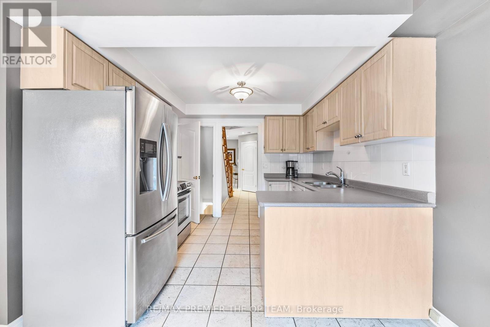 223 Landsbridge Street, Caledon, Ontario  L7E 2J6 - Photo 13 - W12961072