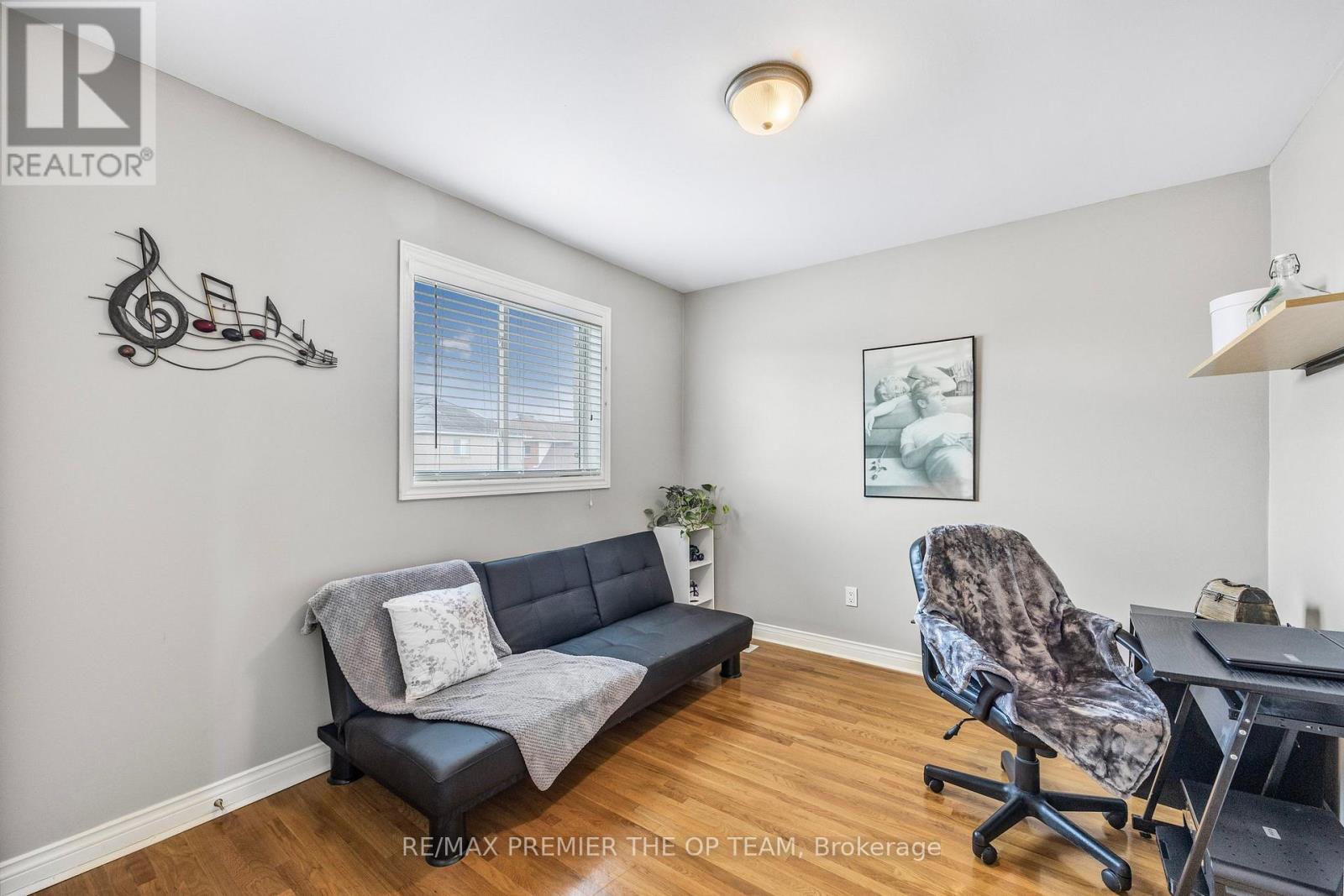 223 Landsbridge Street, Caledon, Ontario  L7E 2J6 - Photo 19 - W12961072