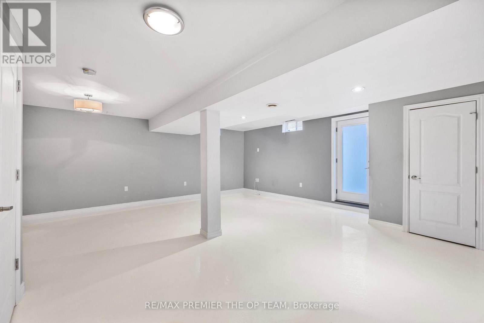 223 Landsbridge Street, Caledon, Ontario  L7E 2J6 - Photo 34 - W12961072