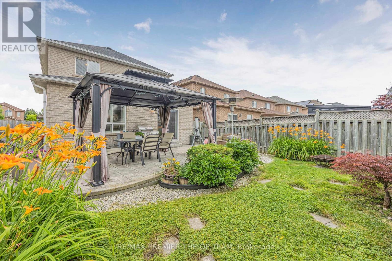 223 Landsbridge Street, Caledon, Ontario  L7E 2J6 - Photo 41 - W12961072