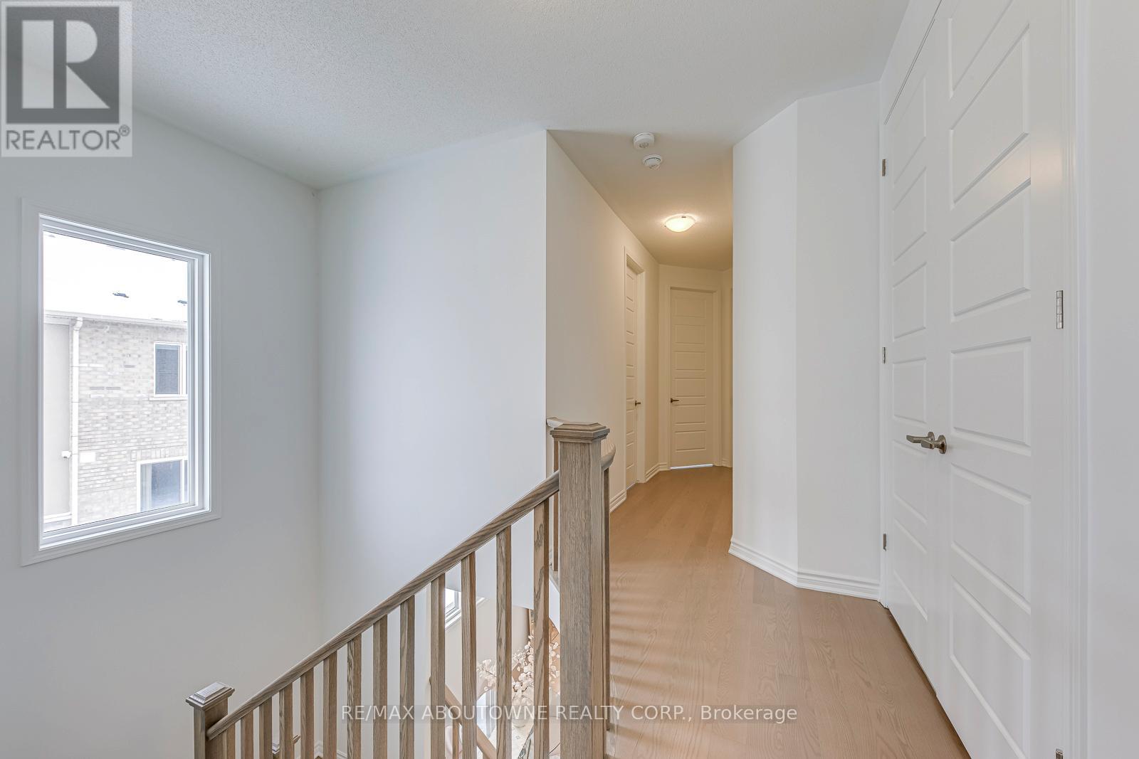 1363 Copley Court, Milton, Ontario  L9E 2E7 - Photo 19 - W12961078