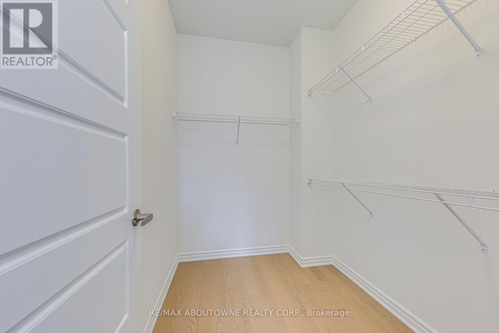 1363 Copley Court, Milton, Ontario  L9E 2E7 - Photo 25 - W12961078