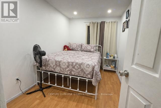 11 Habitat Square, Brampton, Ontario  L6S 1X7 - Photo 4 - W12961140