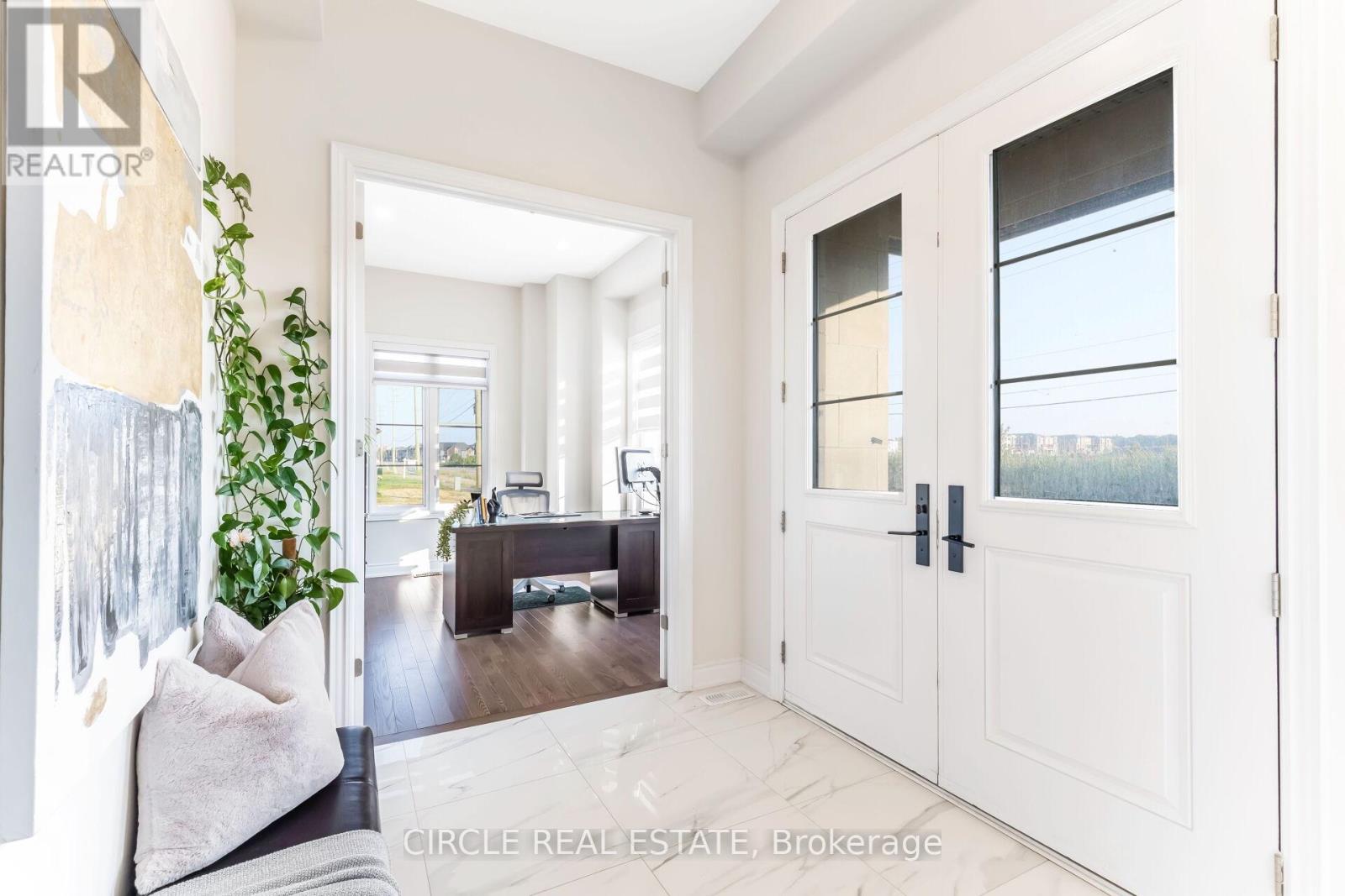 3419 Sixth Line, Oakville, Ontario  L6H 0Y7 - Photo 3 - W12961196