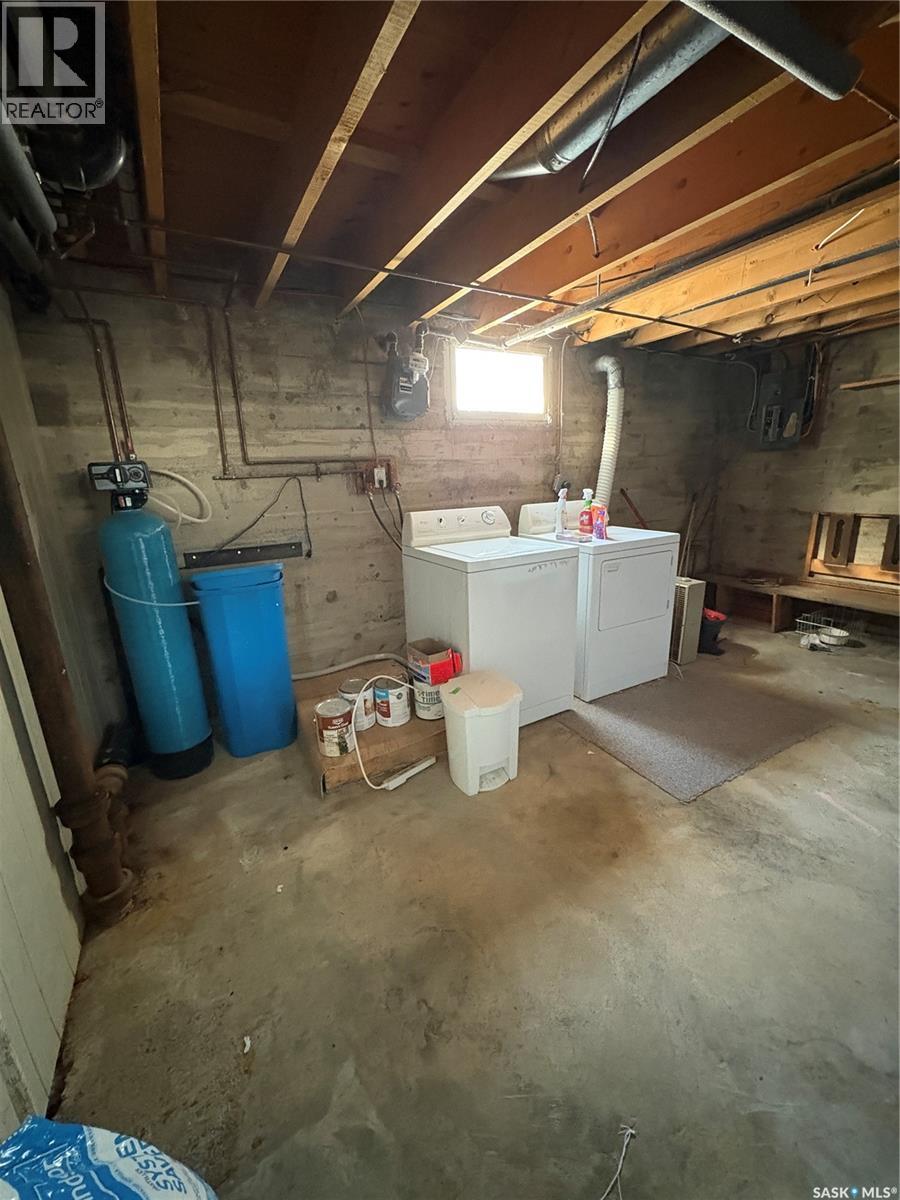 215 2nd Avenue W, Kelvington, Saskatchewan  S0A 1W0 - Photo 22 - SK032179