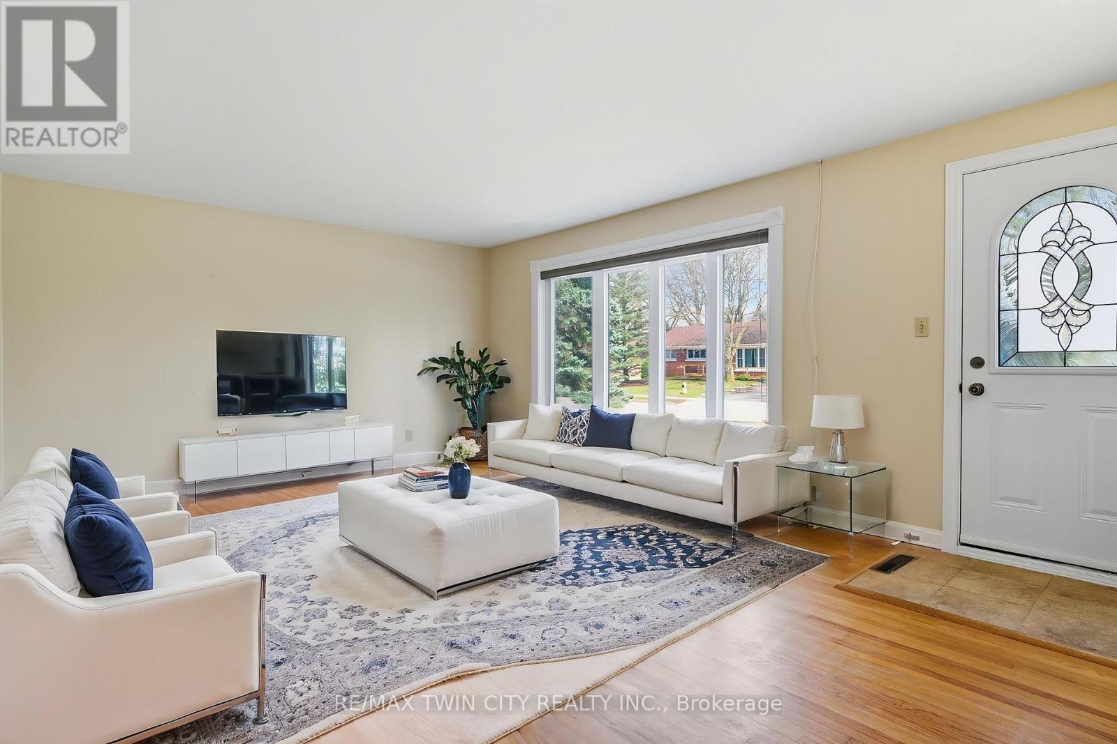 58 Lowrey Street S, Cambridge, Ontario  N1R 4Z6 - Photo 11 - X12961088