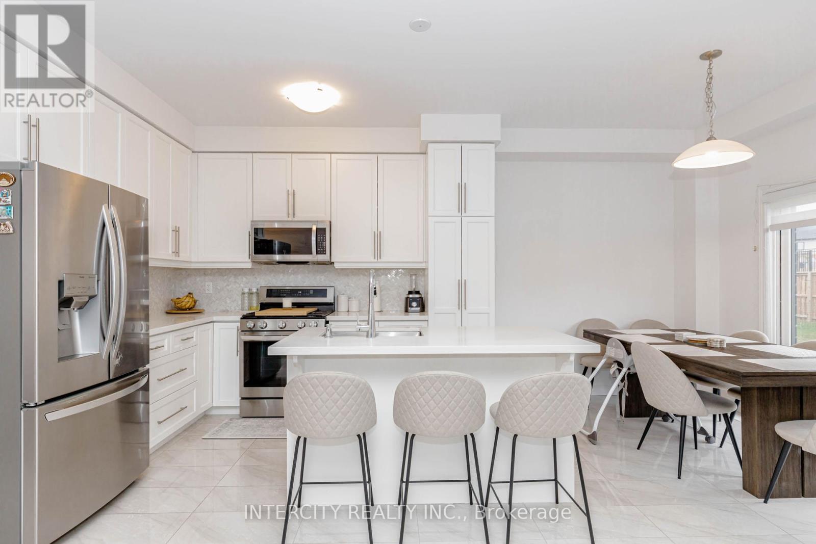 4 Elkington Lane, Brantford, Ontario  N3T 0T5 - Photo 14 - X12961178