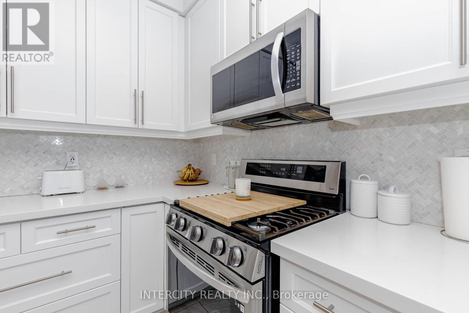 4 Elkington Lane, Brantford, Ontario  N3T 0T5 - Photo 17 - X12961178