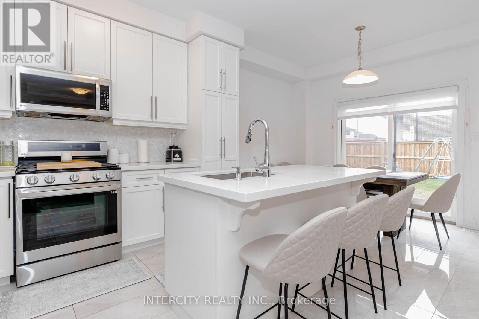 4 Elkington Lane, Brantford, Ontario  N3T 0T5 - Photo 18 - X12961178