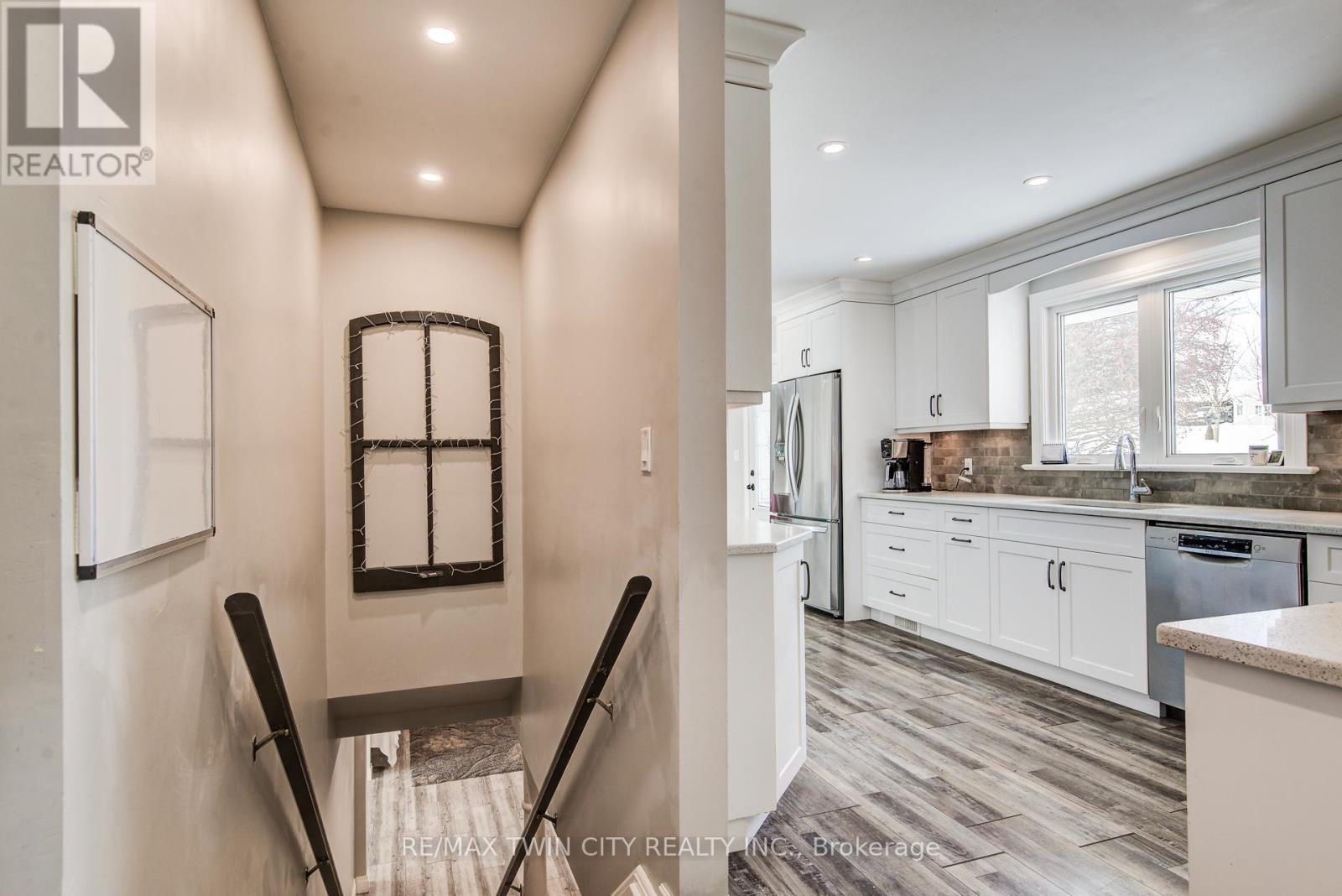 59 Washington Street E, Blandford-Blenheim, Ontario  N0J 1B0 - Photo 21 - X12961212