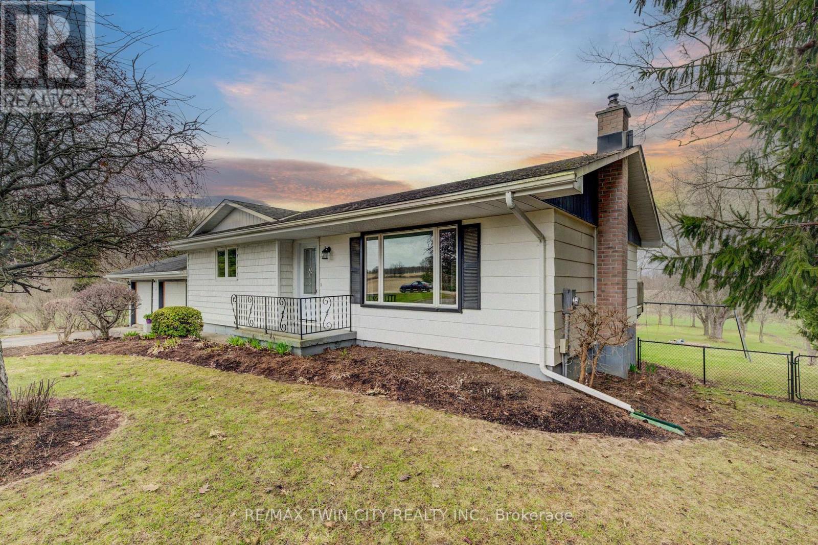 59 Washington Street E, Blandford-Blenheim, Ontario  N0J 1B0 - Photo 3 - X12961212