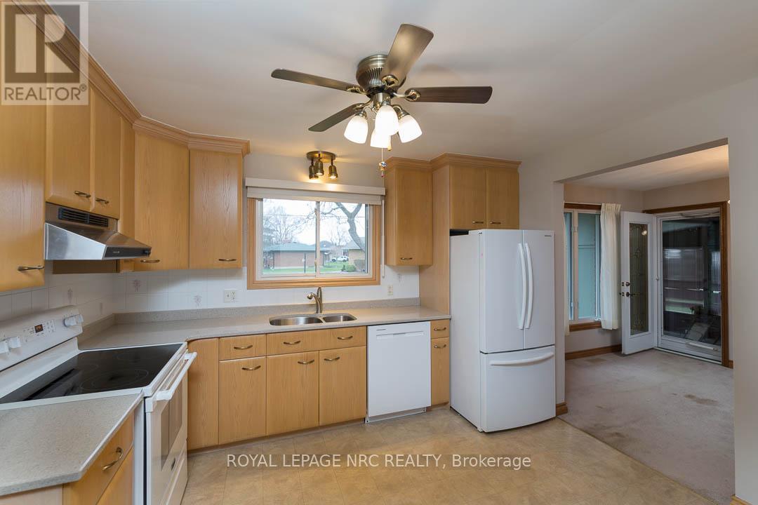 1 Heather Court, Welland, Ontario  L3C 4P6 - Photo 13 - X12961222