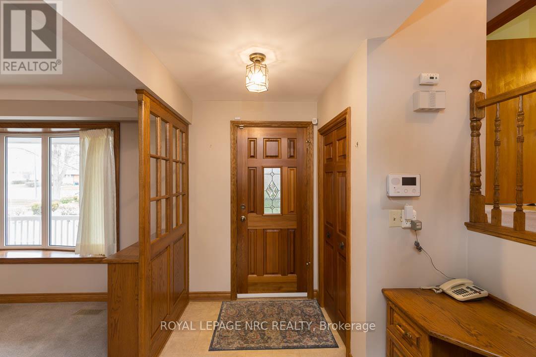 1 Heather Court, Welland, Ontario  L3C 4P6 - Photo 7 - X12961222