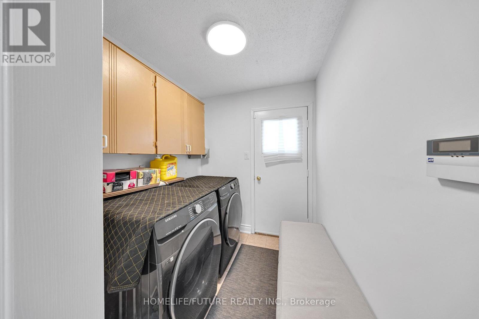 24 Adams Drive, Ajax, Ontario  L1S 5X1 - Photo 9 - E12921856