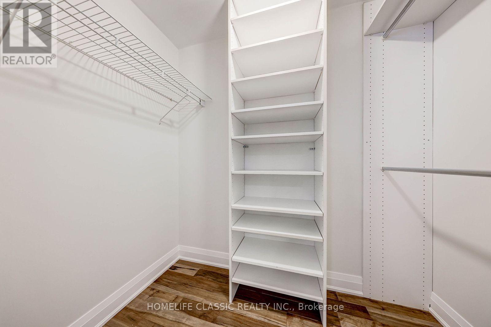 56 Gray Crescent, Richmond Hill, Ontario  L4C 5V5 - Photo 21 - N12960820