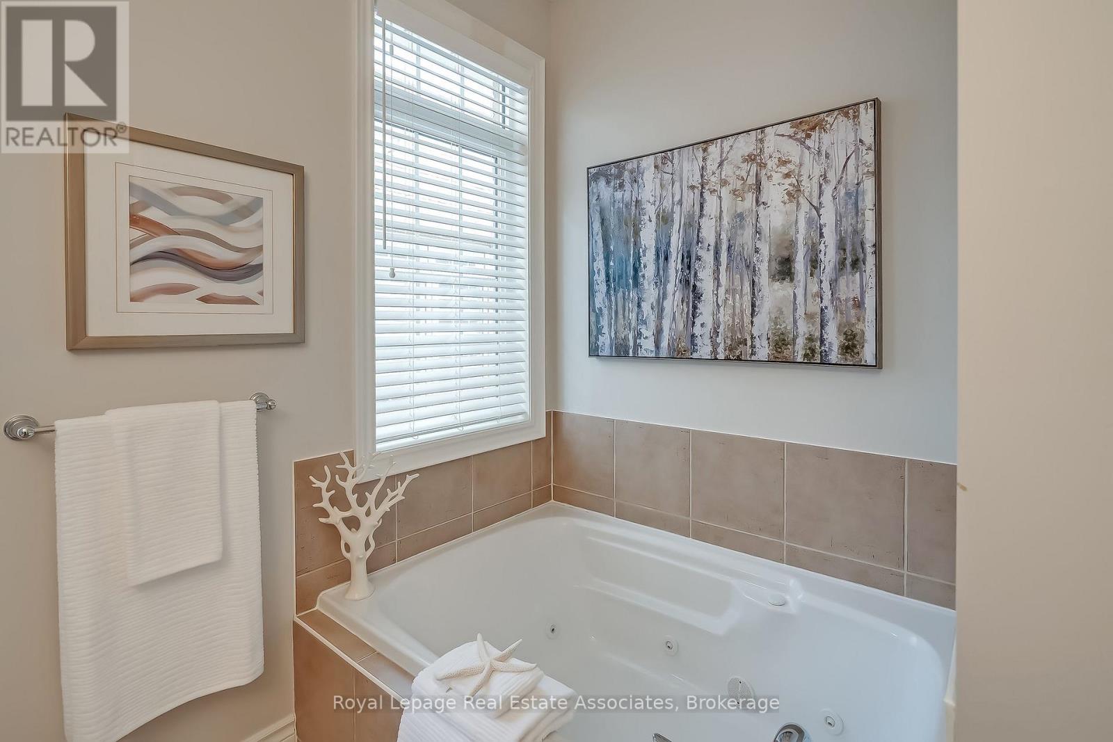 2263 Wuthering Heights Way, Oakville, Ontario  L6M 0A6 - Photo 22 - W12955566