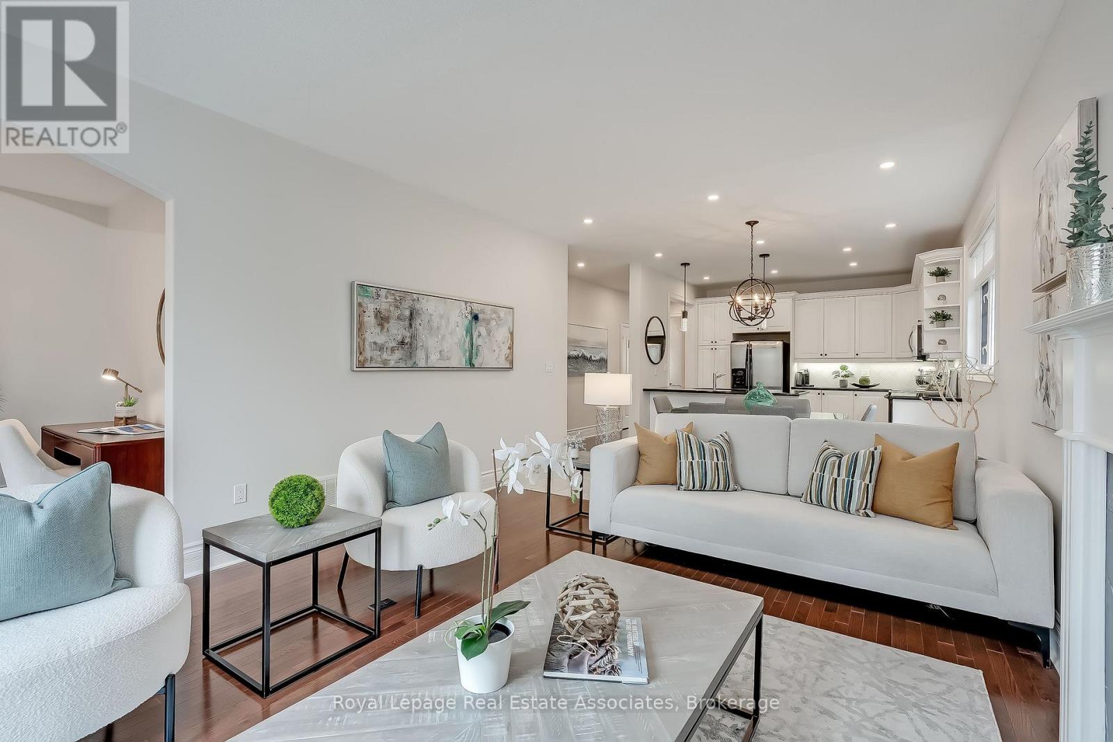 2263 Wuthering Heights Way, Oakville, Ontario  L6M 0A6 - Photo 16 - W12955566