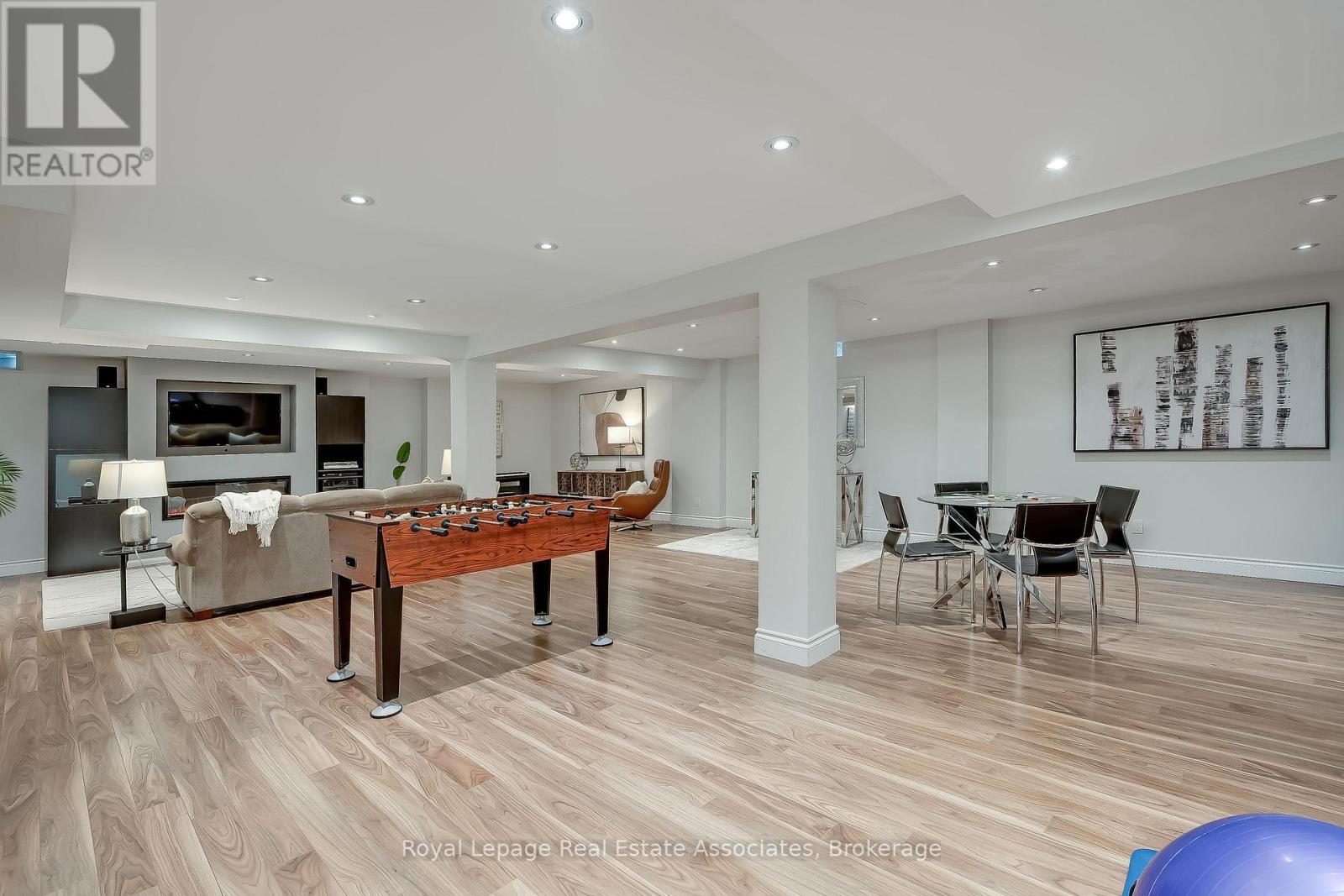 2263 Wuthering Heights Way, Oakville, Ontario  L6M 0A6 - Photo 34 - W12955566