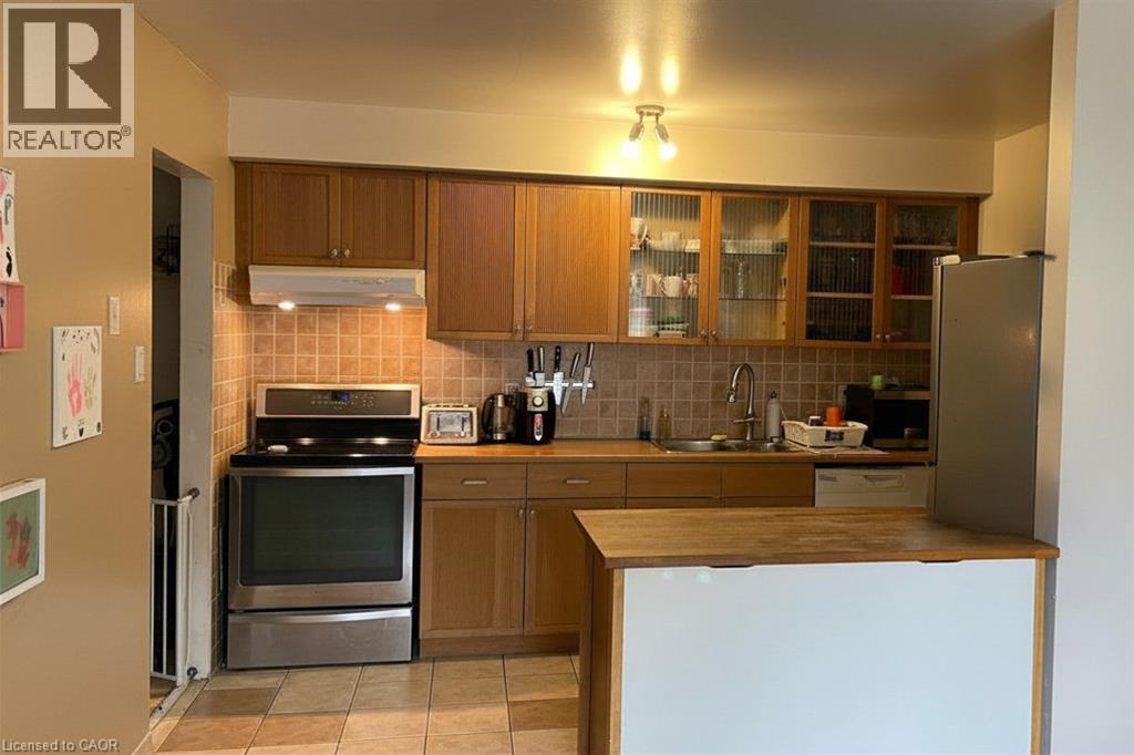 4026 Longmoor Drive Unit# 12, Burlington, Ontario L7L 1X2 - Photo 3 - 40817868