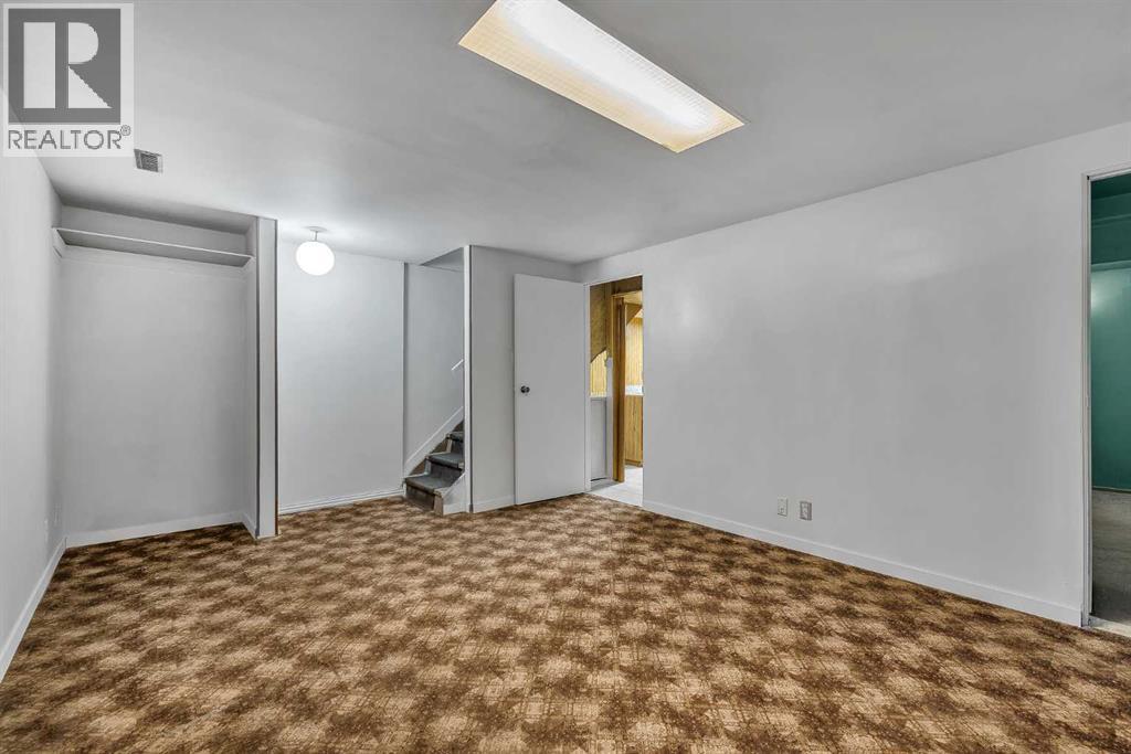 318 Marlborough Way NE, Calgary, Alberta  T2A 6R9 - Photo 18 - A2299339