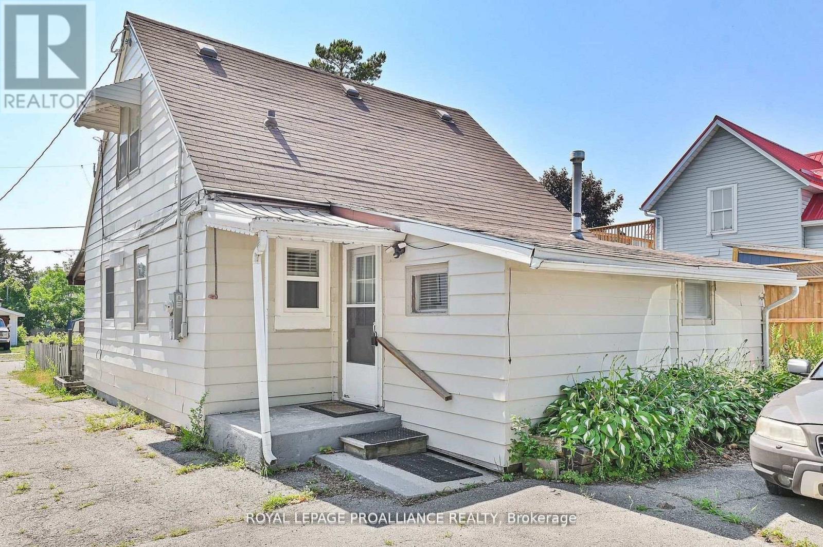 61 Delaney Street, Quinte West, Ontario  K8V 4L7 - Photo 26 - X12961274