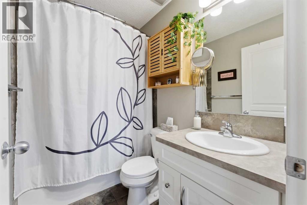 59 New Brighton Common SE, Calgary, Alberta  T2Z 0T5 - Photo 25 - A2281141