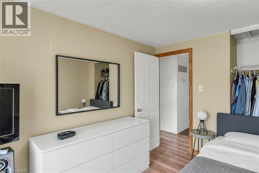 223 Golden Orchard Crescent, Hamilton, Ontario  L9C 6J4 - Photo 18 - 40810902