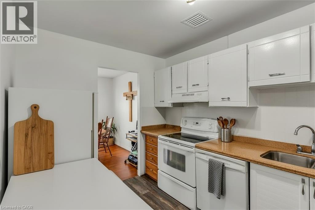 223 Golden Orchard Crescent, Hamilton, Ontario  L9C 6J4 - Photo 9 - 40810902