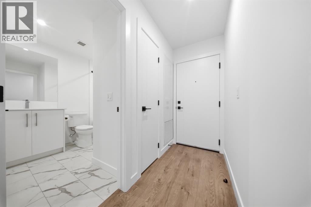 447, 110 18a Street NW, Calgary, Alberta  T2N 5G5 - Photo 10 - A2296017