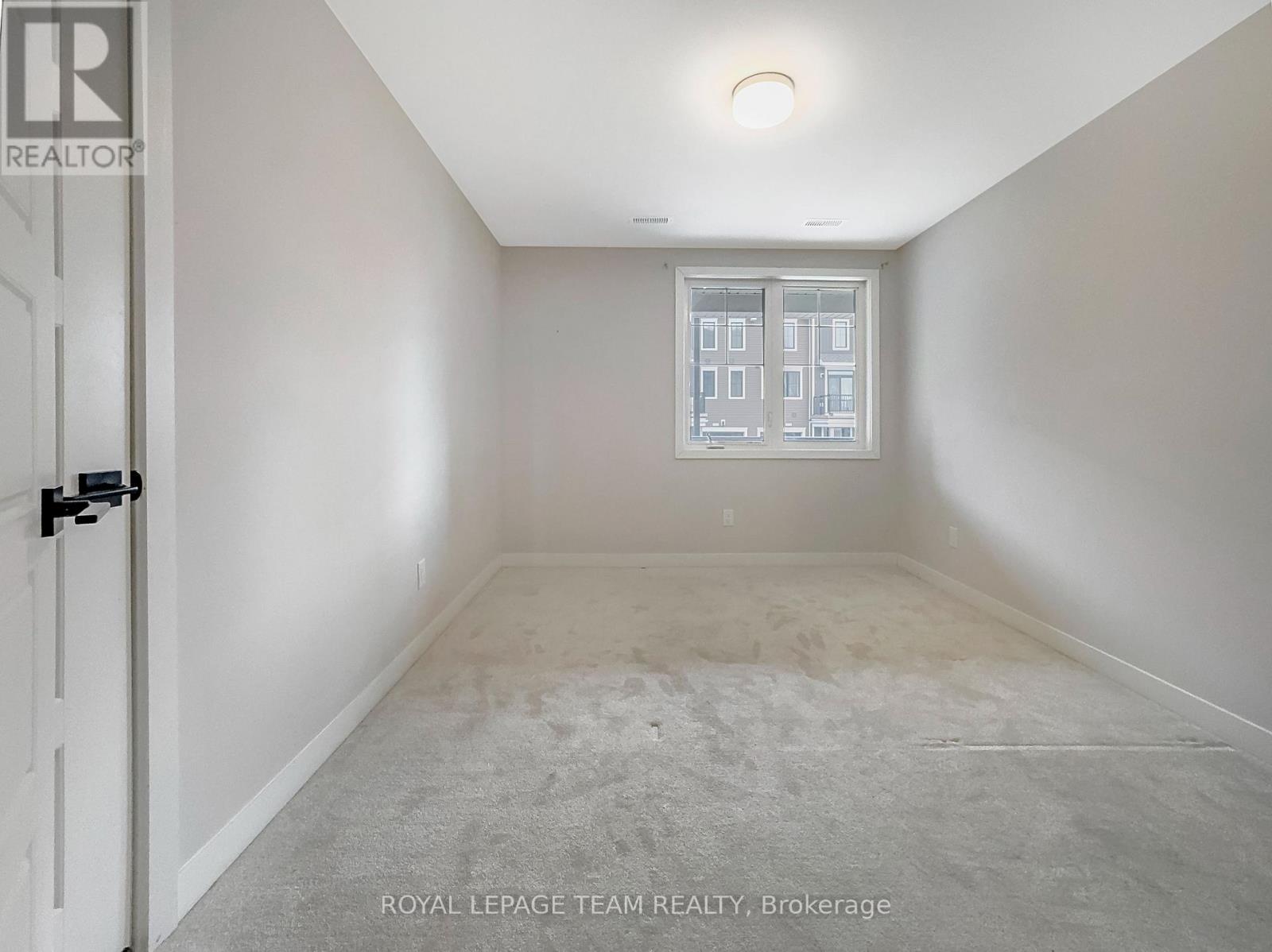 309 Olivenite Private, Ottawa, Ontario  K2J 7J4 - Photo 12 - X12961244