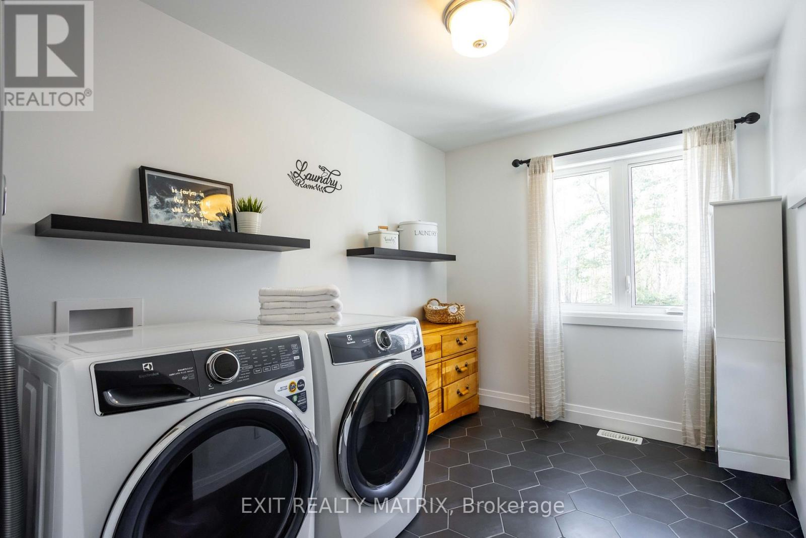 378 Dore Street, Casselman, Ontario  K0A 1M0 - Photo 33 - X12961246