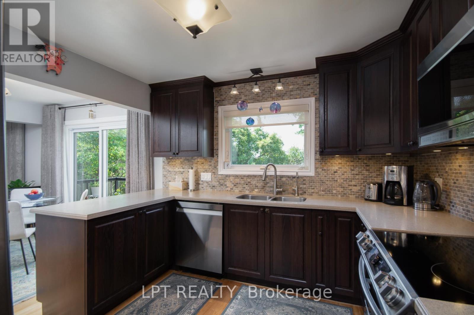 4 Drainie Drive, Ottawa, Ontario  K2L 3J5 - Photo 25 - X12961300