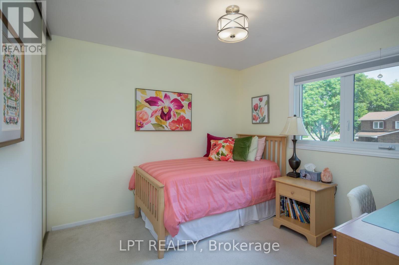 4 Drainie Drive, Ottawa, Ontario  K2L 3J5 - Photo 28 - X12961300