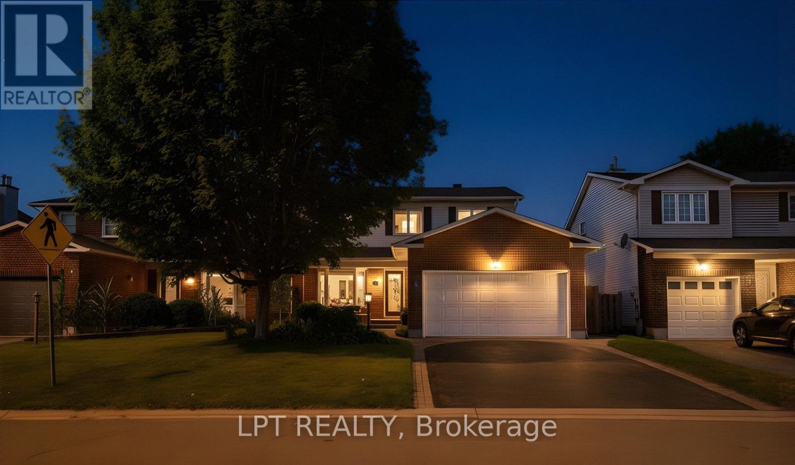 4 Drainie Drive, Ottawa, Ontario  K2L 3J5 - Photo 3 - X12961300