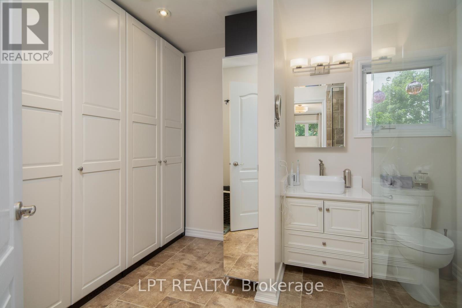 4 Drainie Drive, Ottawa, Ontario  K2L 3J5 - Photo 33 - X12961300