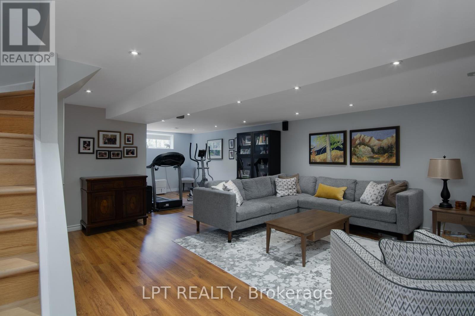 4 Drainie Drive, Ottawa, Ontario  K2L 3J5 - Photo 35 - X12961300