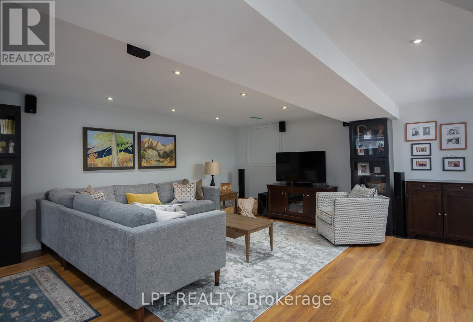 4 Drainie Drive, Ottawa, Ontario  K2L 3J5 - Photo 36 - X12961300