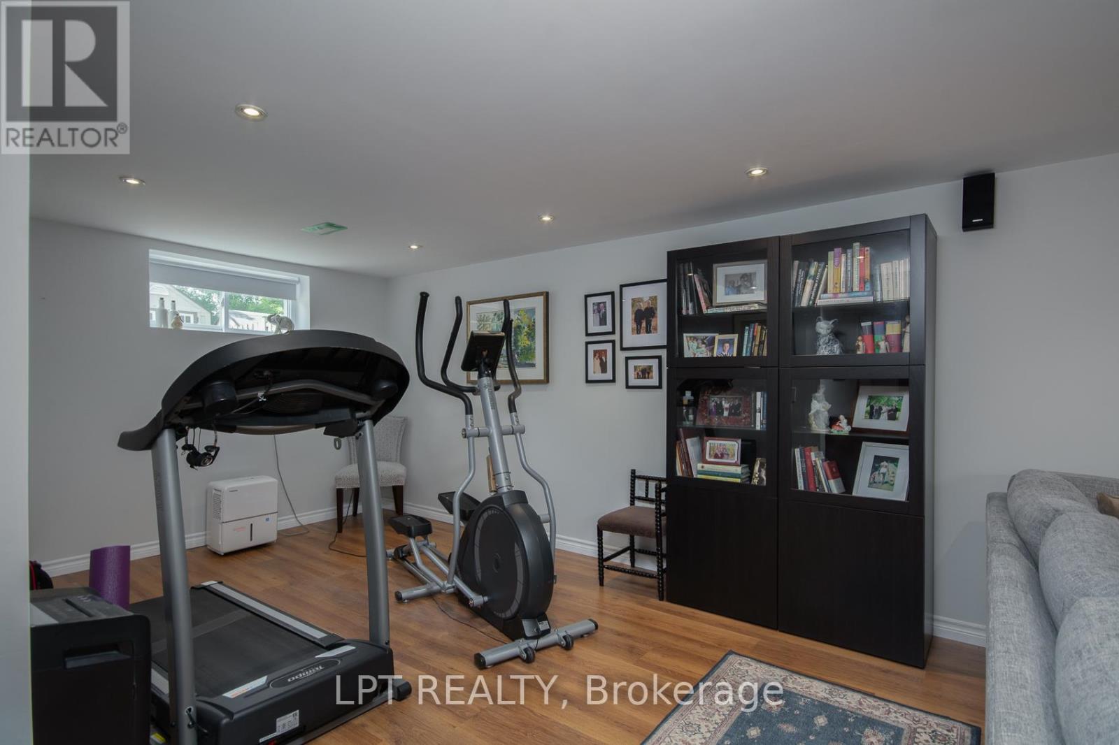 4 Drainie Drive, Ottawa, Ontario  K2L 3J5 - Photo 37 - X12961300