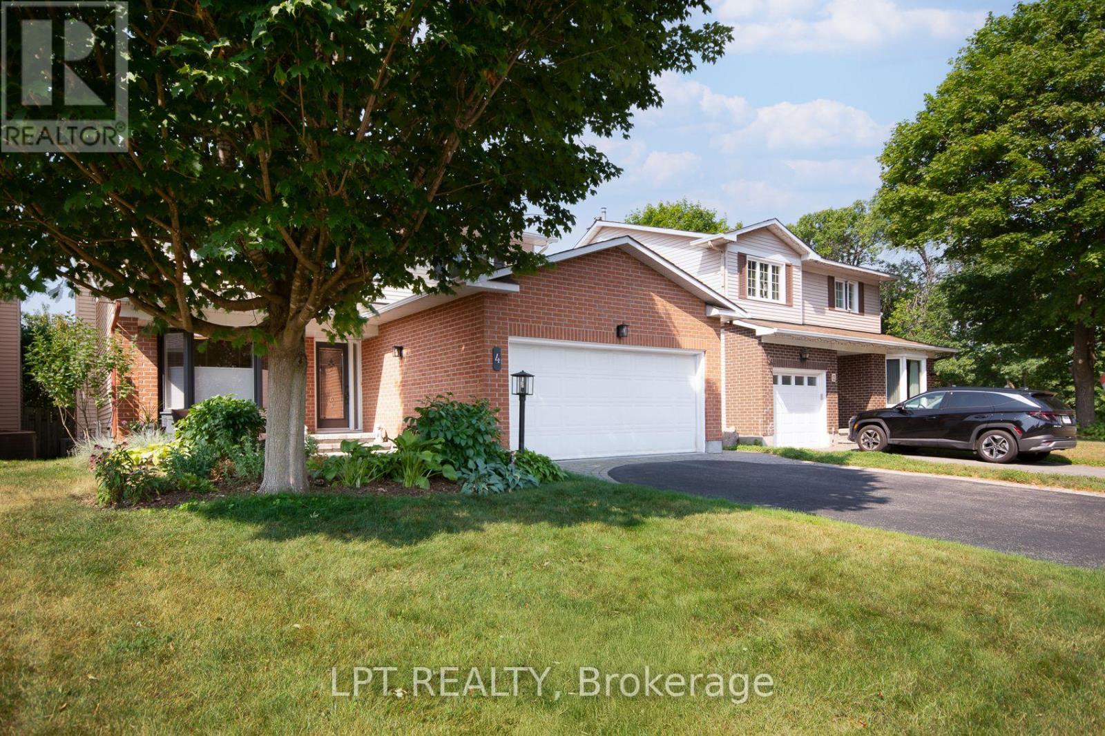 4 Drainie Drive, Ottawa, Ontario  K2L 3J5 - Photo 4 - X12961300