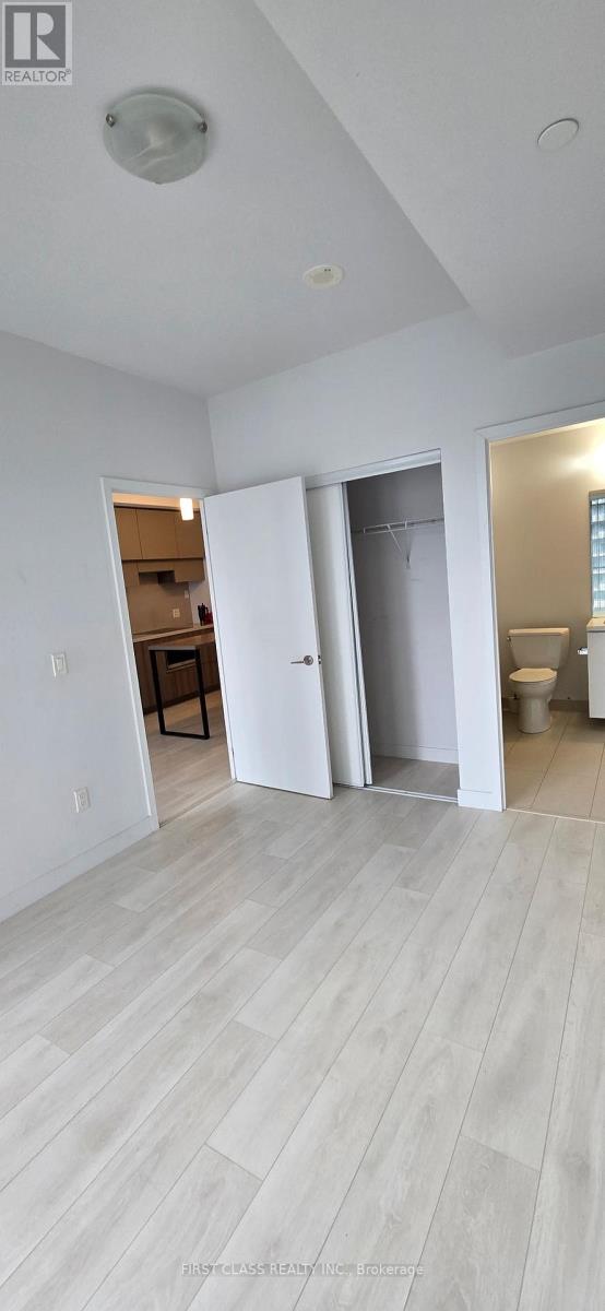 1112 - 8 Eglinton Avenue E, Toronto, Ontario  M4P 1A6 - Photo 4 - C12836786